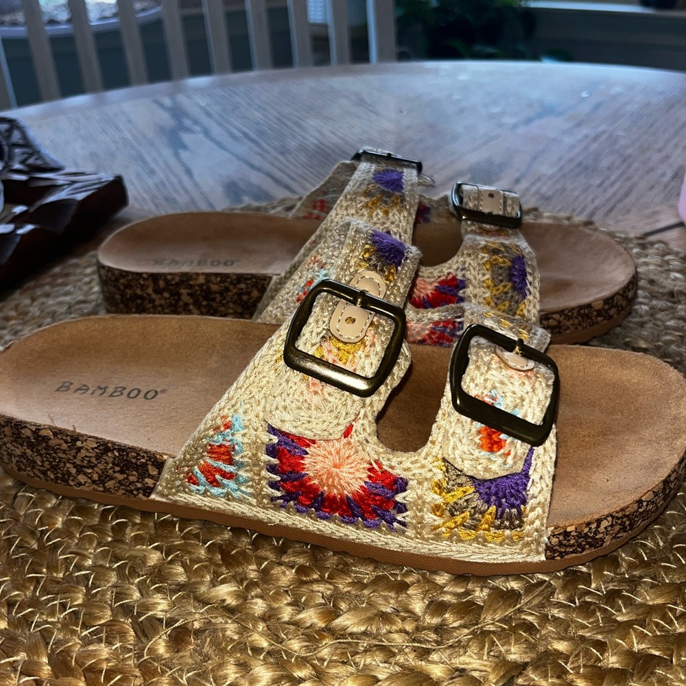 BAMBOO Colorful Embroidered Sandals size 7